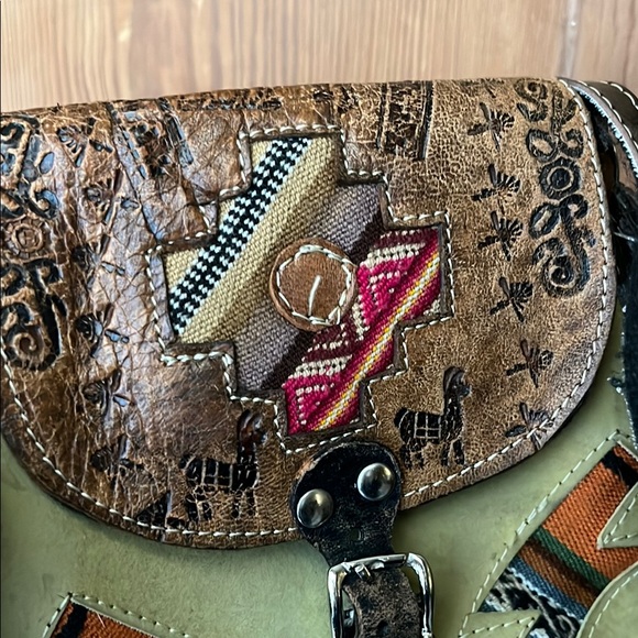 Bohemian Brown and greenish Tan crossbody Handbag - Picture 4 of 6